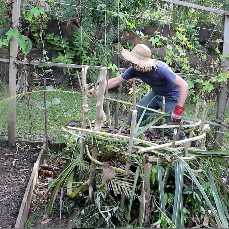 How to Make a Simple Compost Pile with Local Materials How to Make a Simple Compost Pile with Local Materials